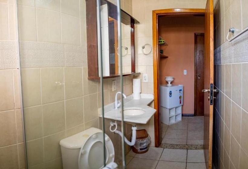 스탠다드 룸, Dellamares