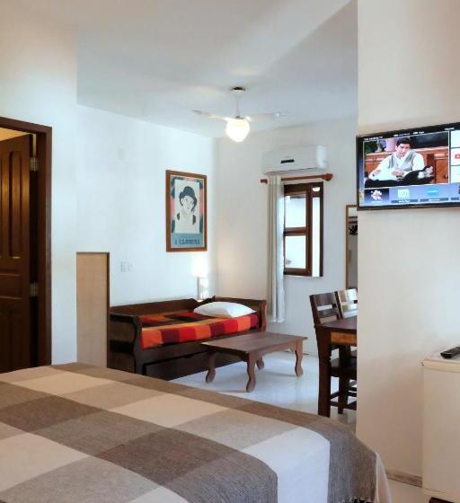 بانگلوی لوکس, E Pousada La Dolce Vita