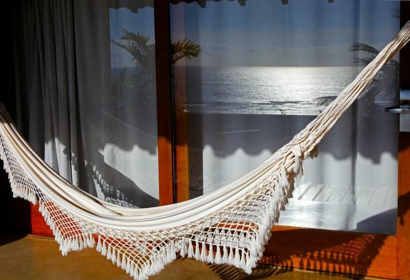 Triple Room Sea View, Maitei