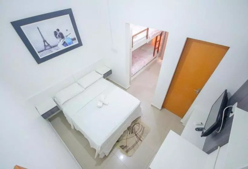 スタンダード4人部屋, Penha