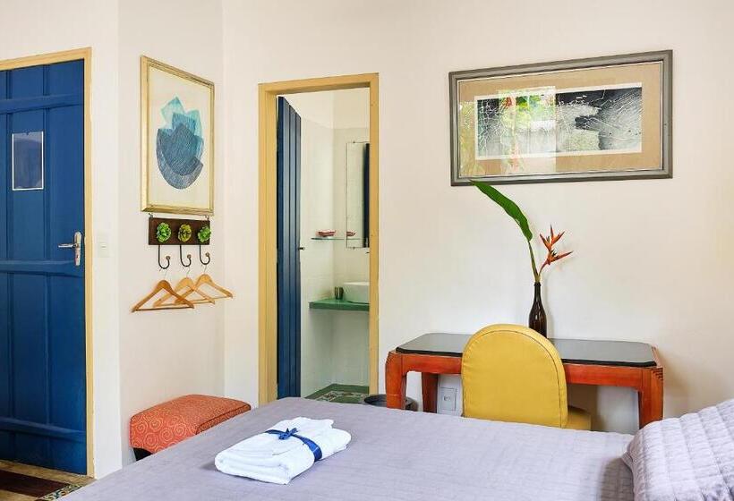 סוויטה דלוקס, Pousada Pontal Gardens