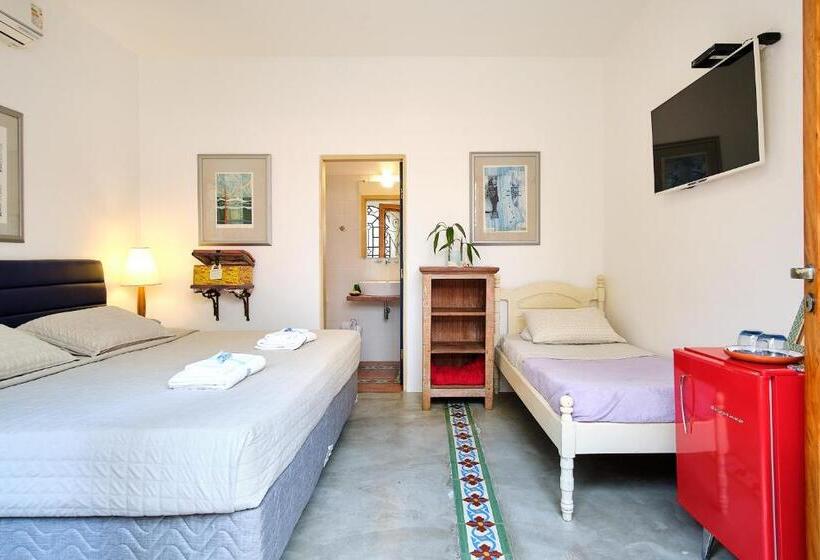 Quarto Triplo Superior, Pousada Pontal Gardens