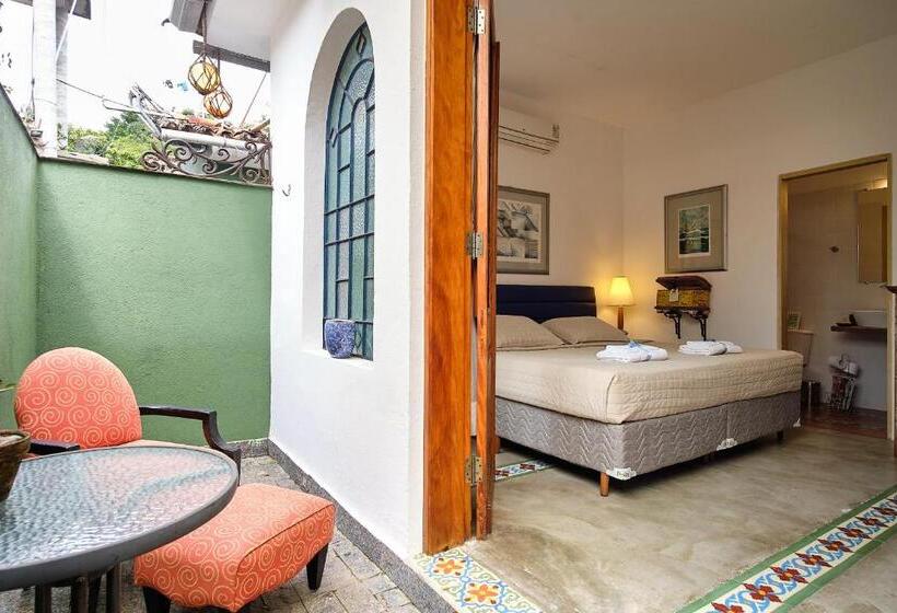 חדר סופריור לשלושה, Pousada Pontal Gardens