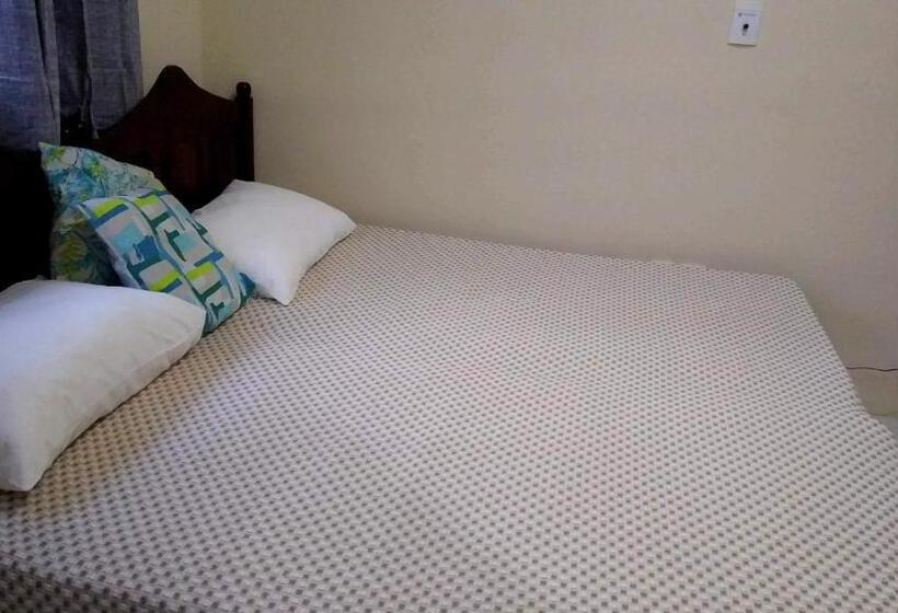اتاق استاندارد, Tanan Hostel