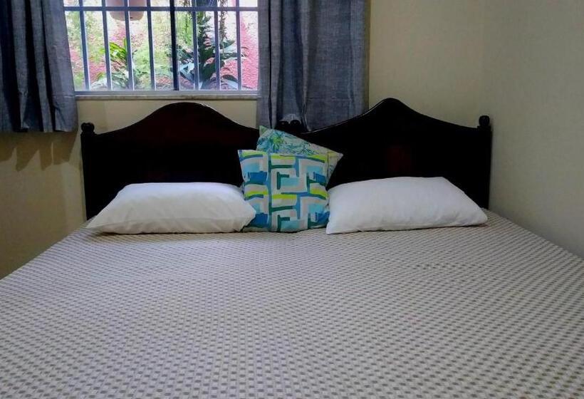 Номер Стандарт, Tanan Hostel