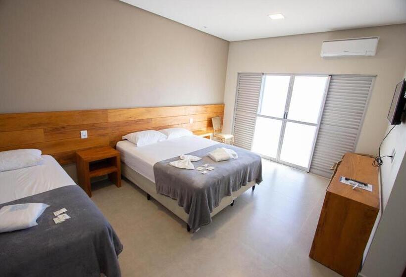 Suite with lake view, Pousada Mar De Minas