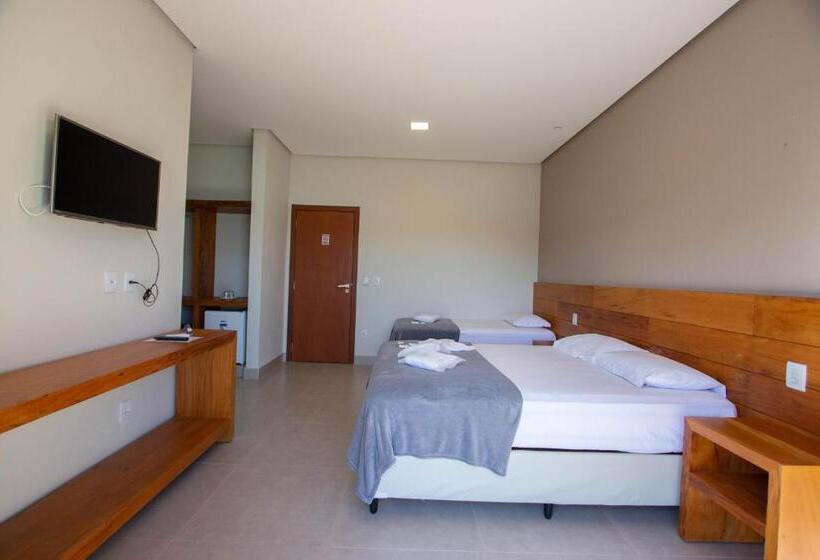 Suite with lake view, Pousada Mar De Minas