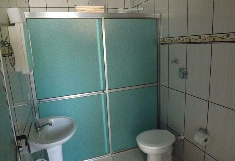 スタンダード4人部屋, Pousada Anjo Gabriel