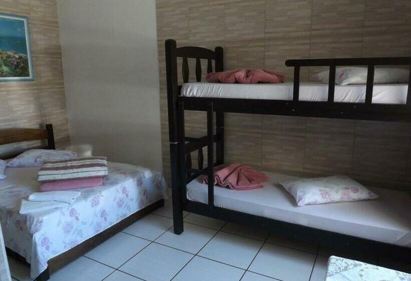 スタンダード4人部屋, Pousada Anjo Gabriel