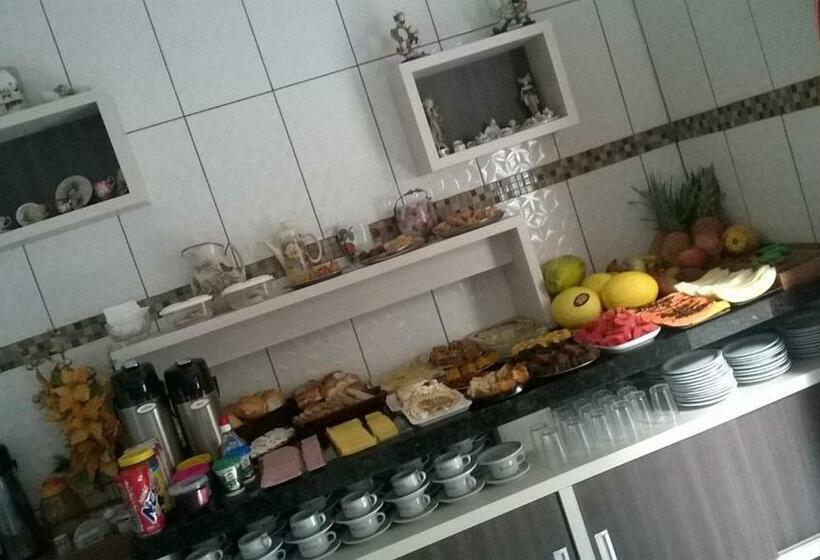 スタンダードトリプルルーム, Pousada Anjo Gabriel