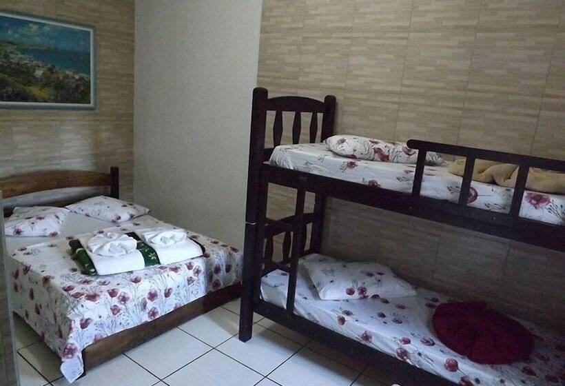 スタンダード4人部屋, Pousada Anjo Gabriel