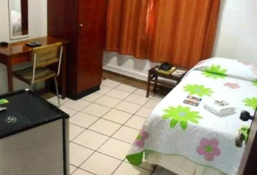 اتاق استاندارد یک نفره, Araguaia Goiânia