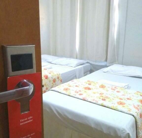 חדר סטנדרט לארבעה, Araguaia Goiânia