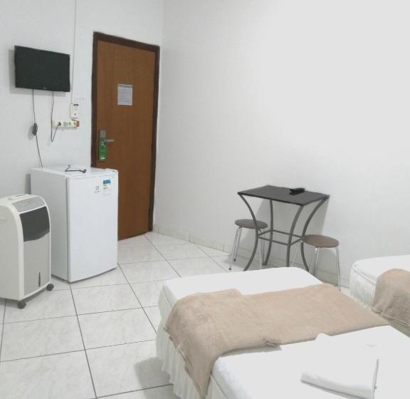 חדר סטנדרט לארבעה, Araguaia Goiânia