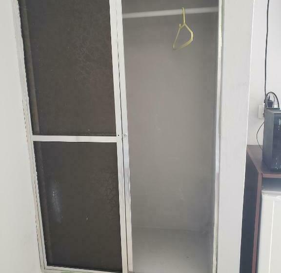 スタンダードルーム, Em Sbo   Centro