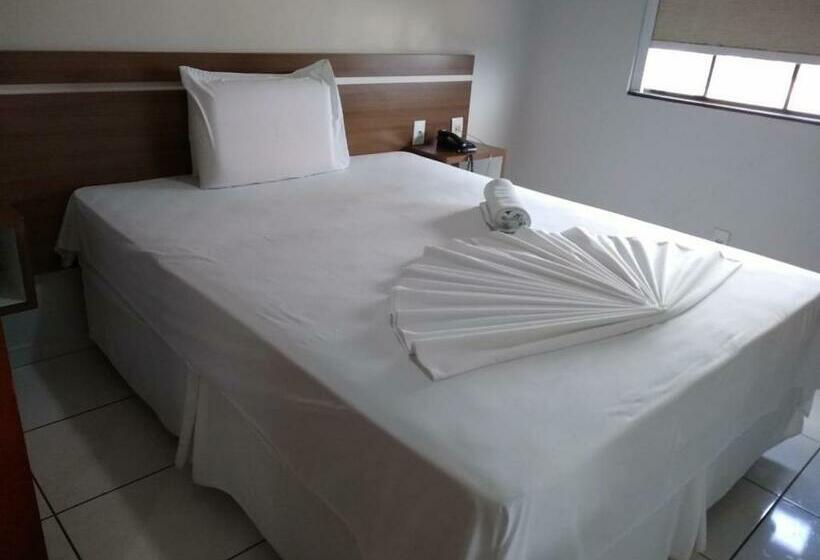 חדר סטנדרט, Crystal Palace