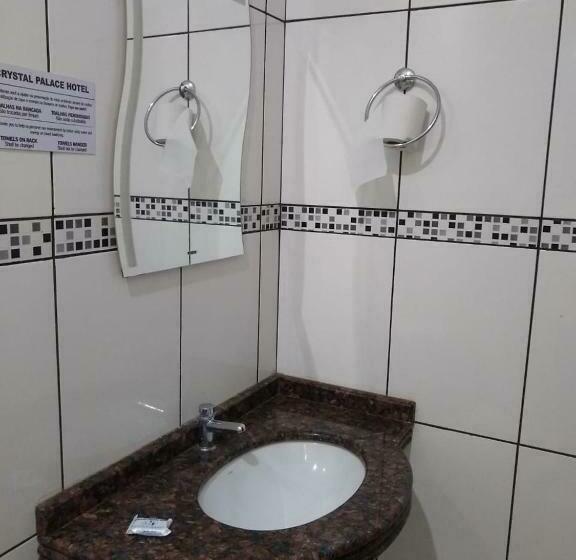 חדר סטנדרט, Crystal Palace