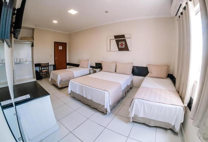 4 Bett Standardzimmer, Ferian Plaza