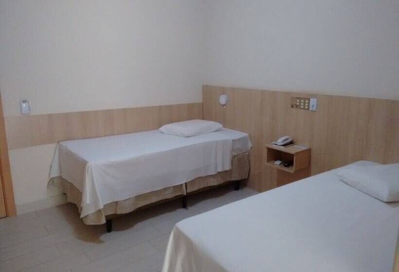 Standardzimmer, Ferian Plaza