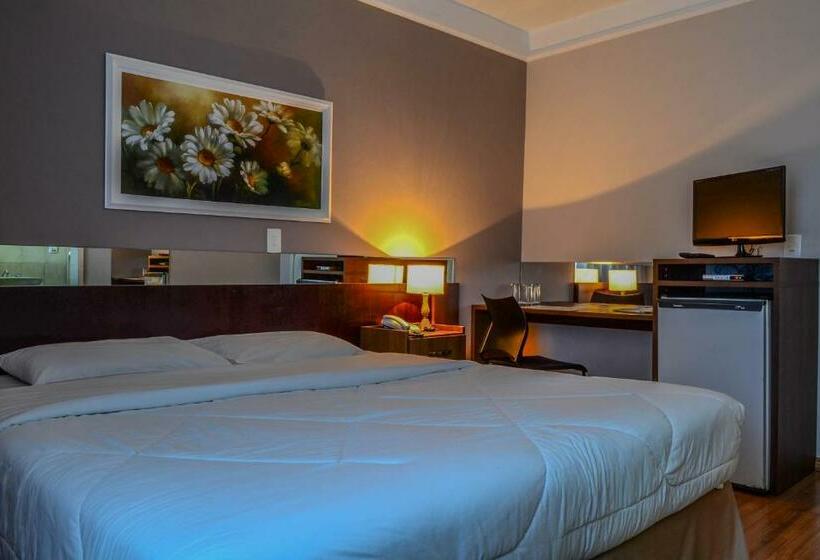 דירת חדר, Itajara