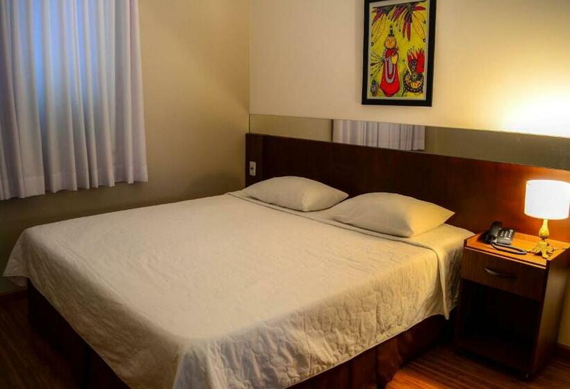 דירת חדר, Itajara