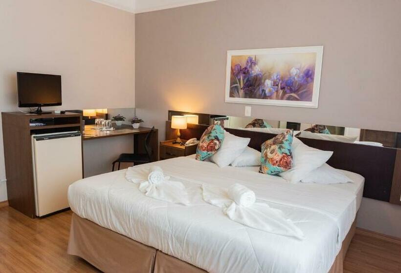 דירת חדר, Itajara