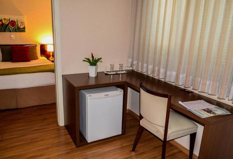 דירת חדר סופריור, Itajara