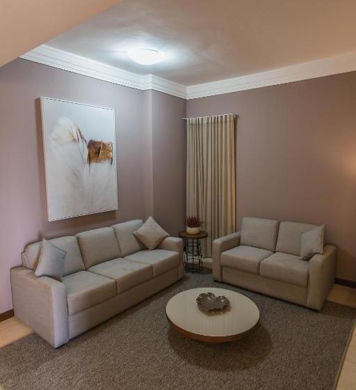 סוויטה דלוקס, Jr Hotel Marilia