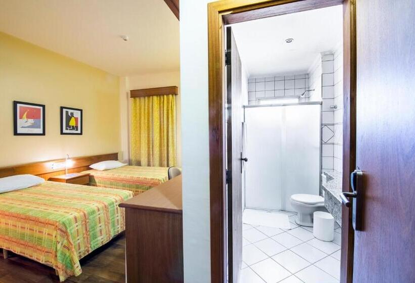 חדר סטנדרט לשלושה, Jr Hotel Marilia