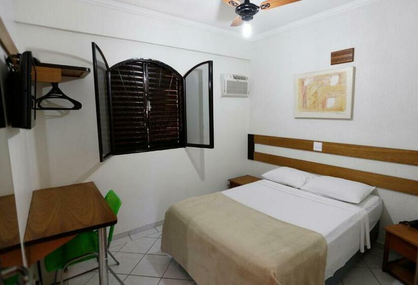 חדר סטנדרט מיטה זוגית, King