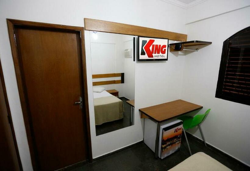 חדר סטנדרט מיטה זוגית, King