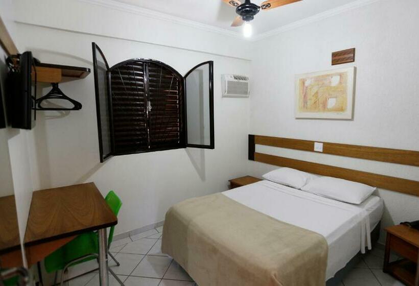 חדר סטנדרט מיטה זוגית, King