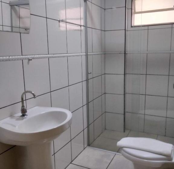 Standard 3 Pers. Værelse, Lelis