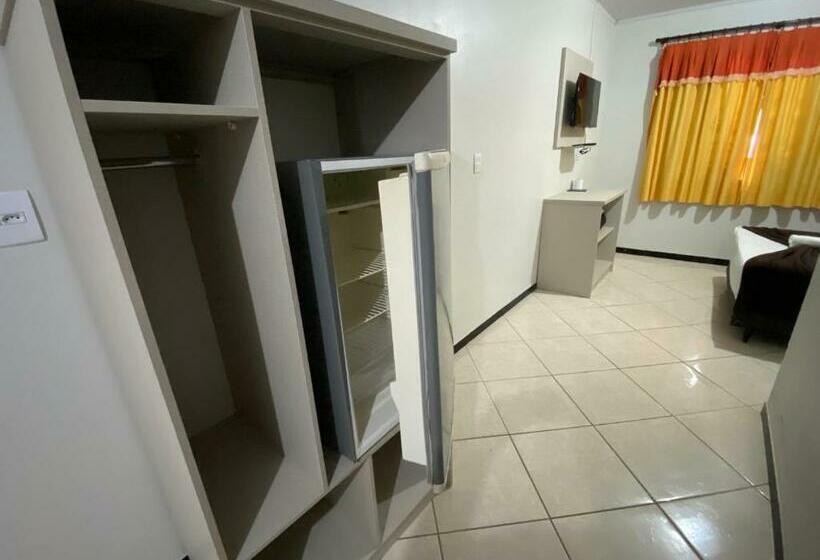 اتاق خانوادگی, Panorâmico