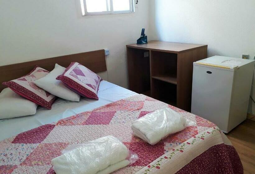 标准间带双人床, Rios