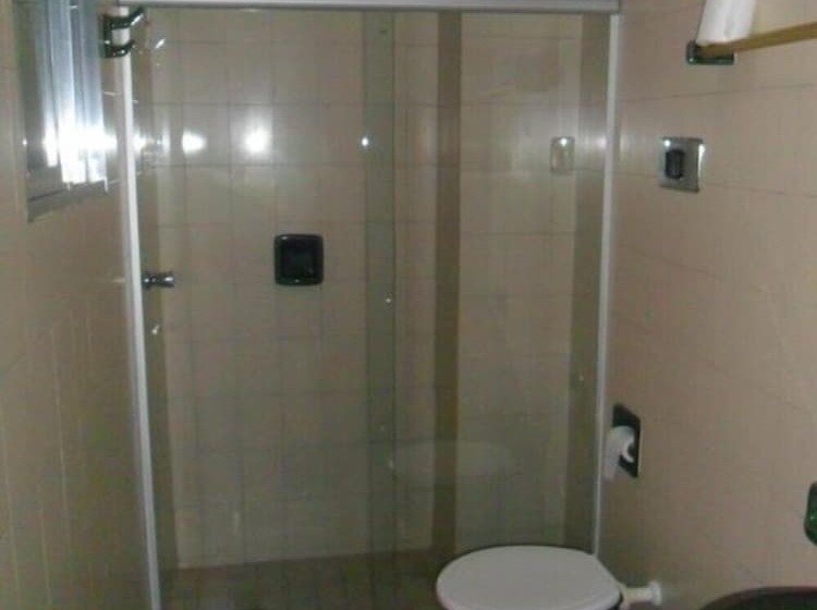 标准间带双人床, Rios