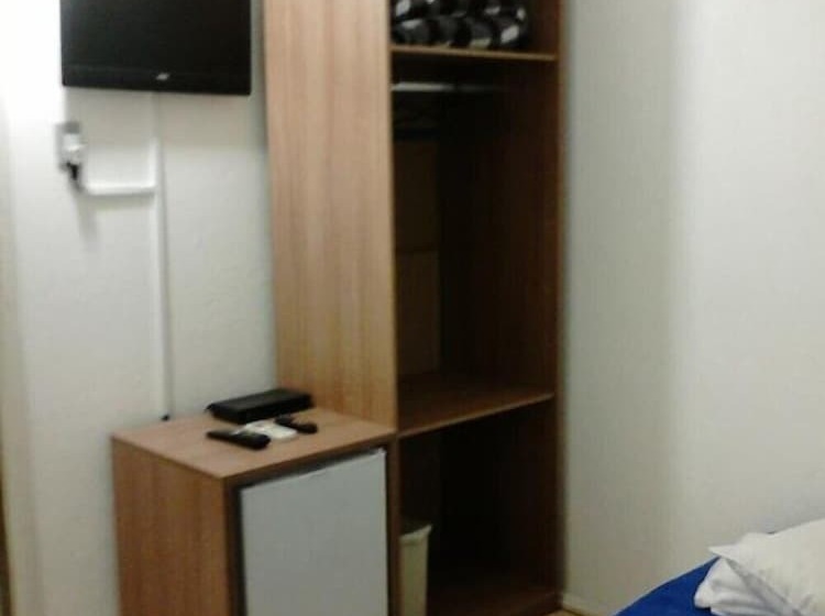 标准间带双人床, Rios