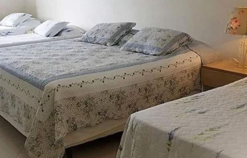 四人标准间, Videiras Palace