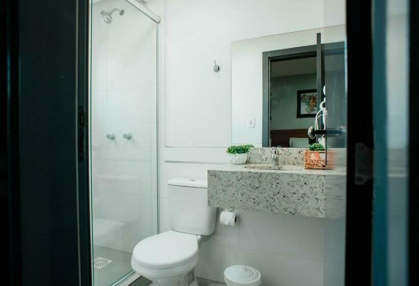 Номер Стандарт, Vallér Montanha