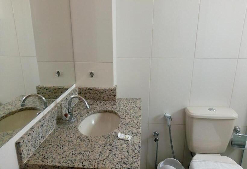 غرفة قياسية, Ze Maria