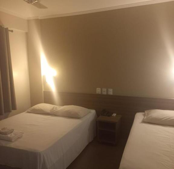 غرفة سوبيريور ثلاثية, Ze Maria