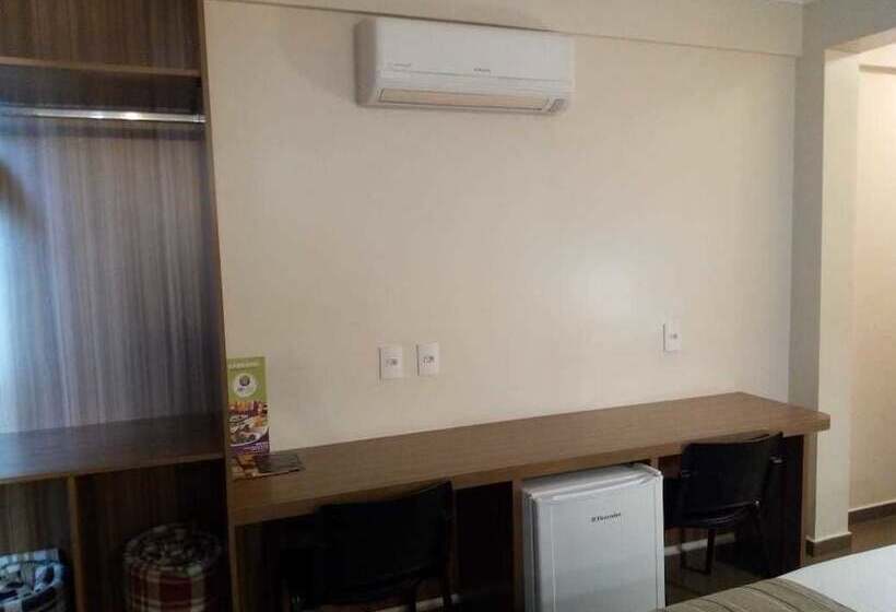 غرفة سوبيريور, Ze Maria