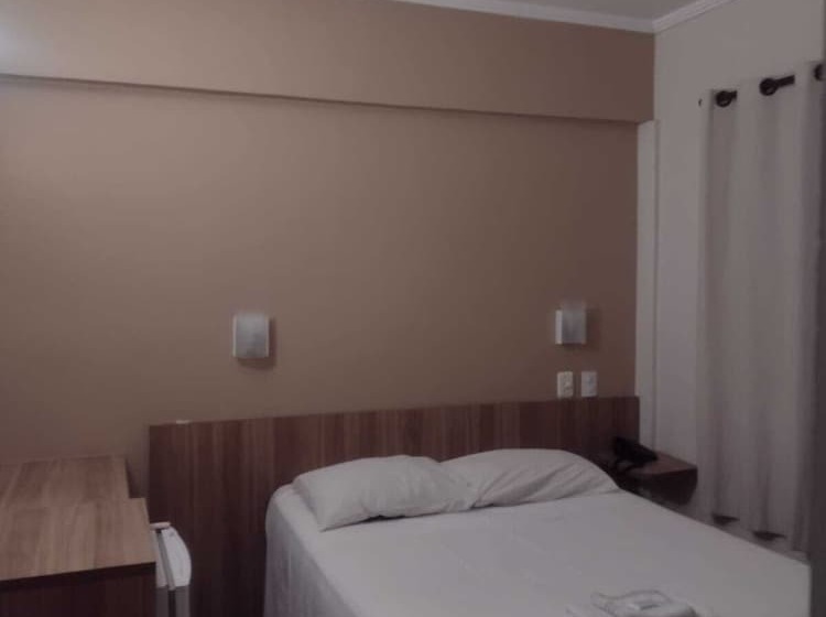 غرفة قياسية, Ze Maria