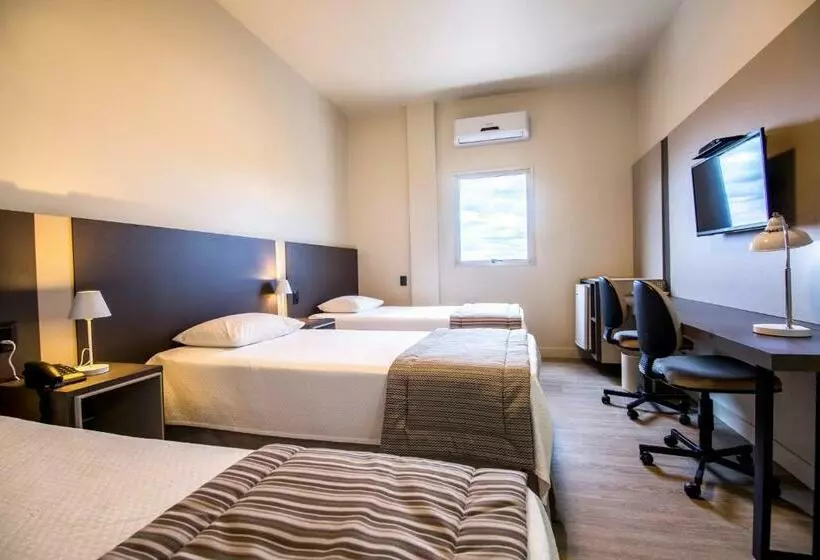 اتاق لوکس سه تخته, Jr Hotel Marilia