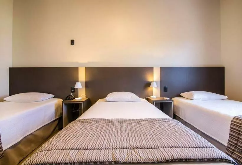 اتاق لوکس سه تخته, Jr Hotel Marilia