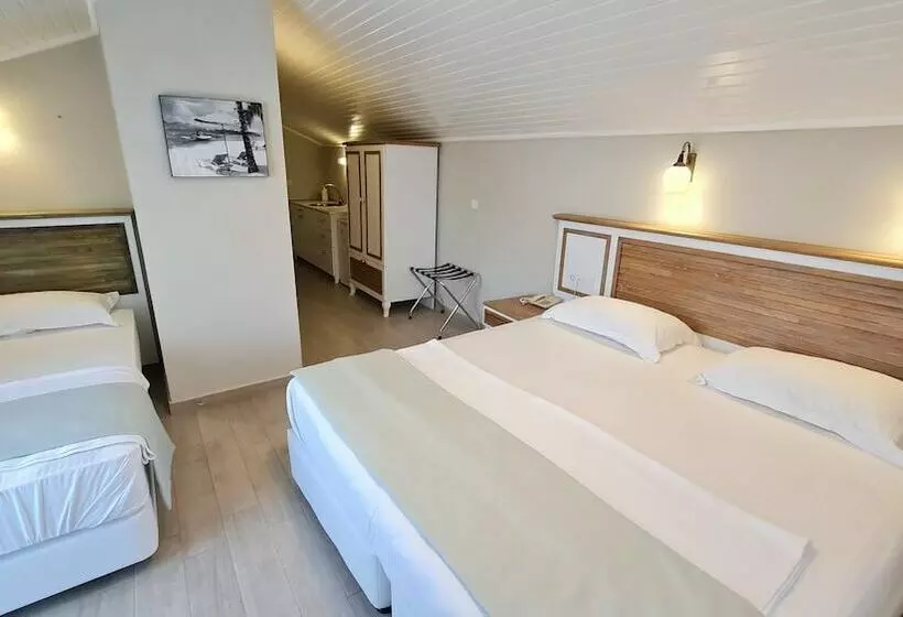 Quarto Ático, Datca Beyaz Ev