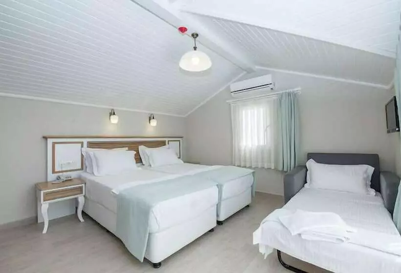 Quarto Ático, Datca Beyaz Ev