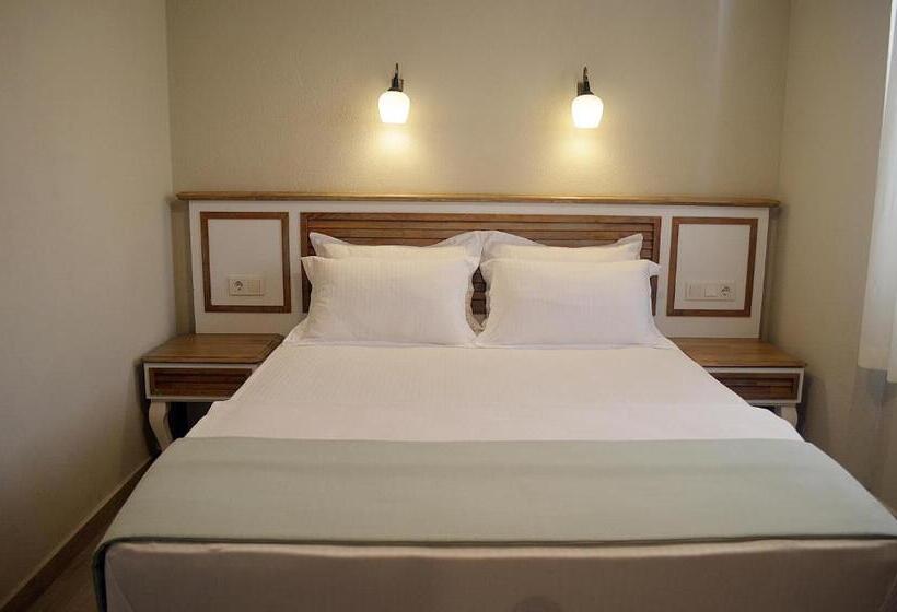 شقة غرفة واحدة, Datca Beyaz Ev