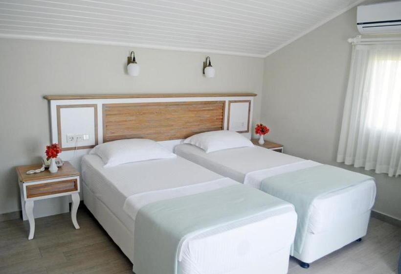 غرفة دور أخير, Datca Beyaz Ev