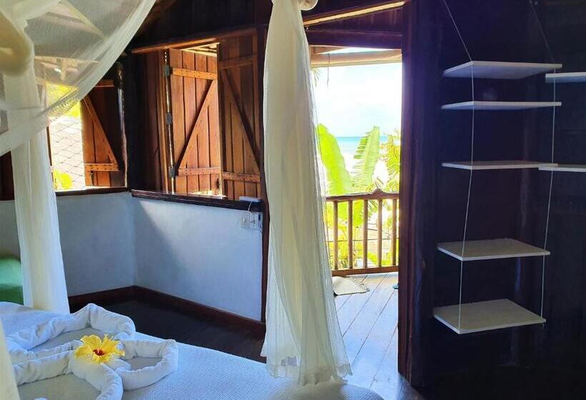 Triple Room Sea View, Pousada Tãnara